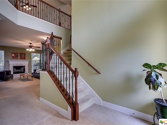 4th image of 2668 Salorn Way
