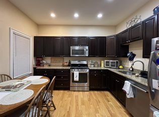11 Bristol St APT 1, East Cambridge, MA 02141
