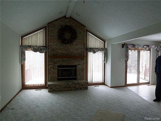 2nd image of 9664 Fairfax Dr