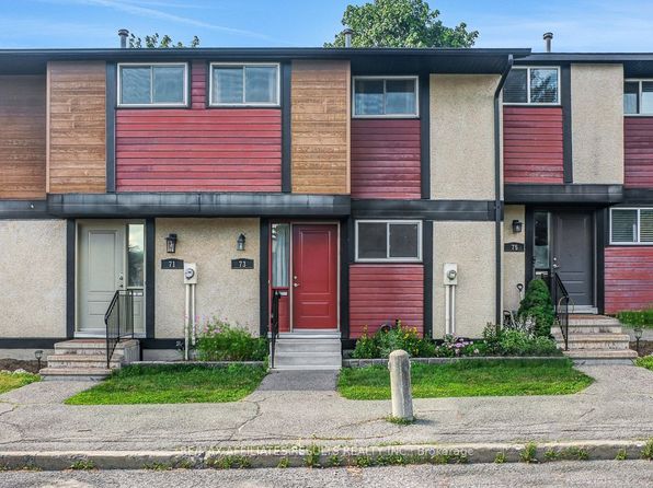 73 McClintock Way #94, Ottawa, ON K2L 2A3