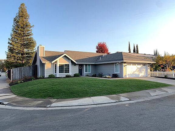 4th image of 8075 Garryanna Dr