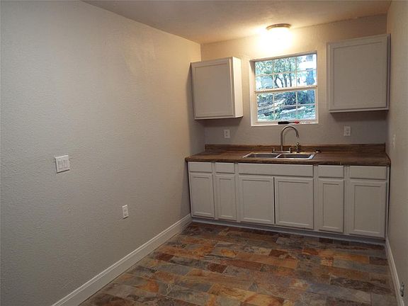 5th image of 313 County Road 464