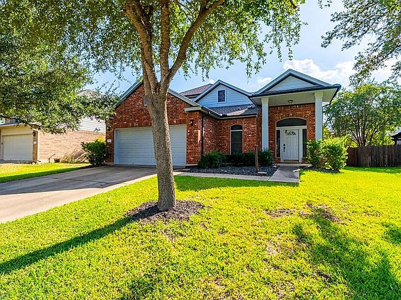 2nd image of 3413 Lynnbrook Dr
