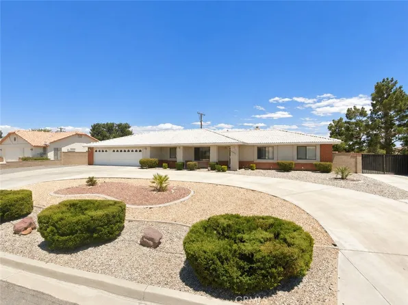 12551 Bannock Ct, Apple Valley, CA 92308