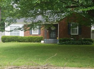 566 Vaughn Rd, Memphis, TN 38122