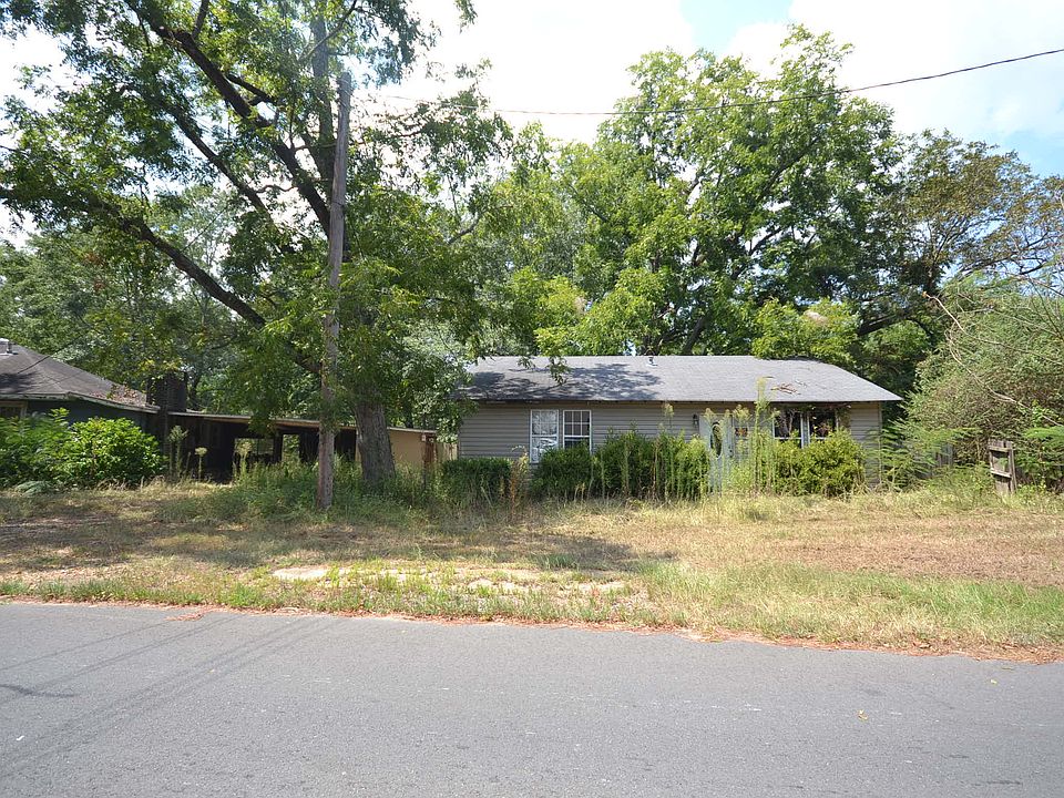2nd image of 800 W Monroe