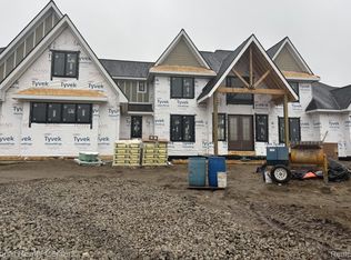 10376 Rosemarie Run, Brighton, MI 48114