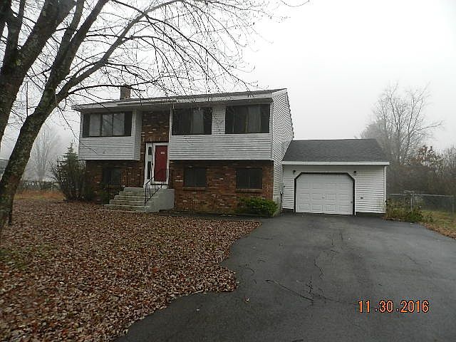 1st image of 36 Saint Croix Pl