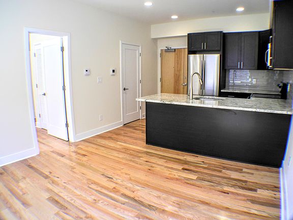 3rd image of 1242 Point Breeze Ave #304