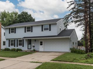 2311 23rd St NW, Rochester, MN 55901