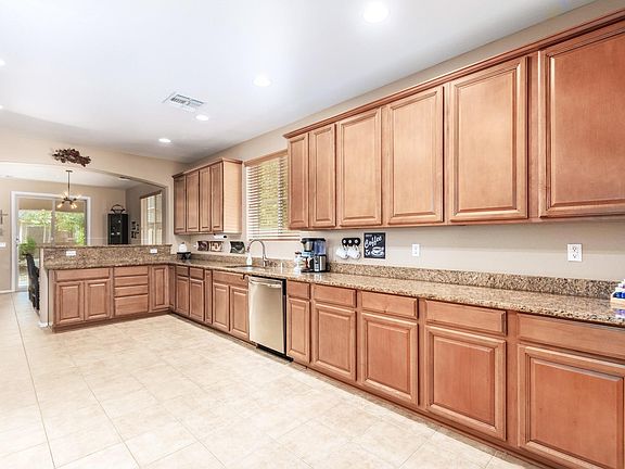 4th image of 26798 N 175th Ln