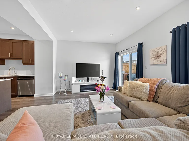 13 June Callwood Way — Photo 24