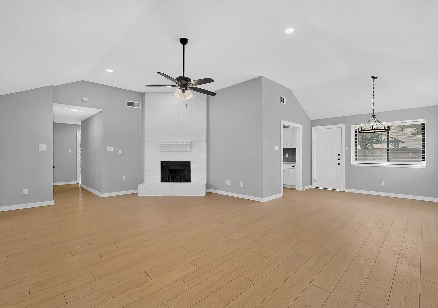 Renovated Home In Rowlett Ready For Move-In — Photo 2
