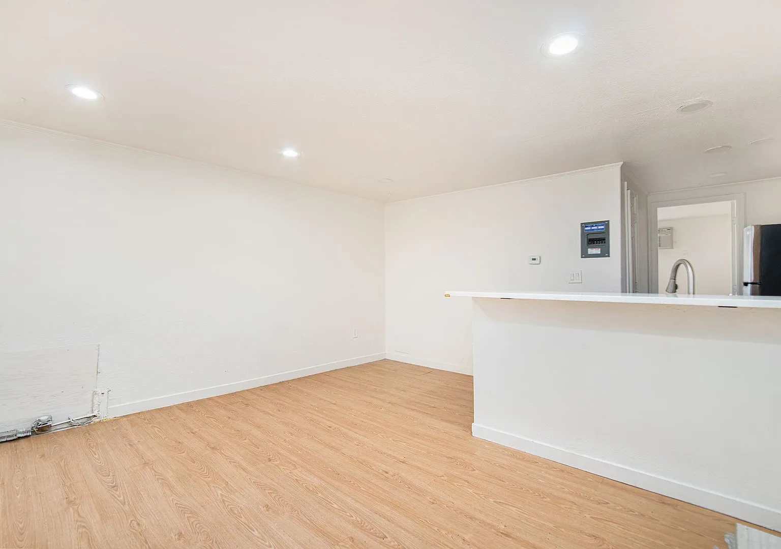 Beautiful 1 Bed, 1 Bath Condo on Speer- Cherry Creek Area — Photo 4