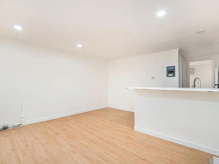 336 N Grant St #101 — Photo 4