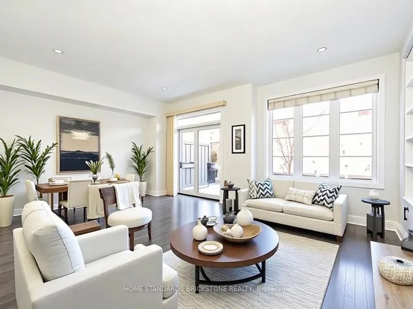 382 Highway 7 E #Townhouse 15, Richmond Hill, ON L4B 0C5