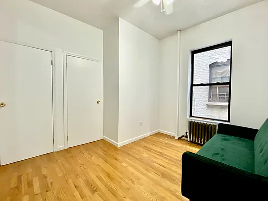 Rented by Corcoran | media 14