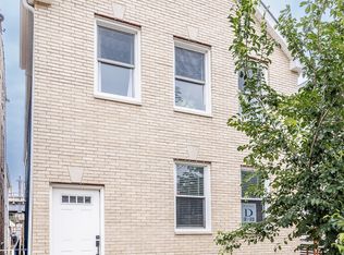 2038 W 21st St, Chicago, IL 60608