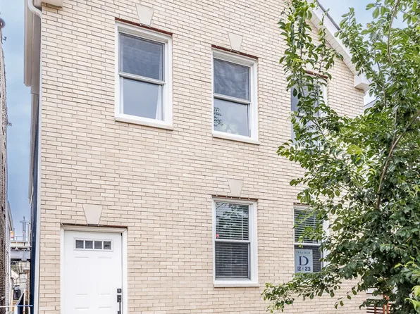 2038 W 21st St, Chicago, IL 60608