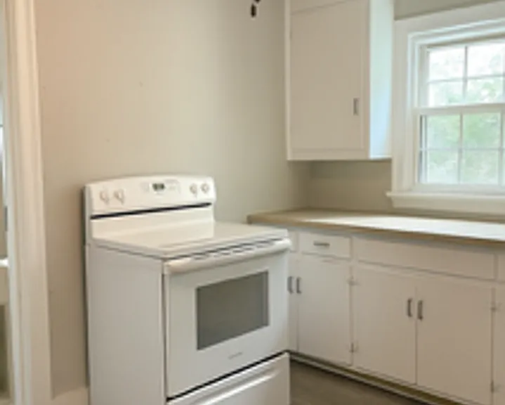 367 Rayon Dr — Photo 2