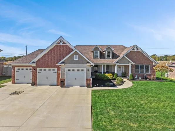 713 N Wild Pine Dr, Yorktown, IN 47396