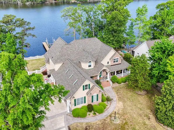 105 Back Creek Court, Hertford, NC 27944