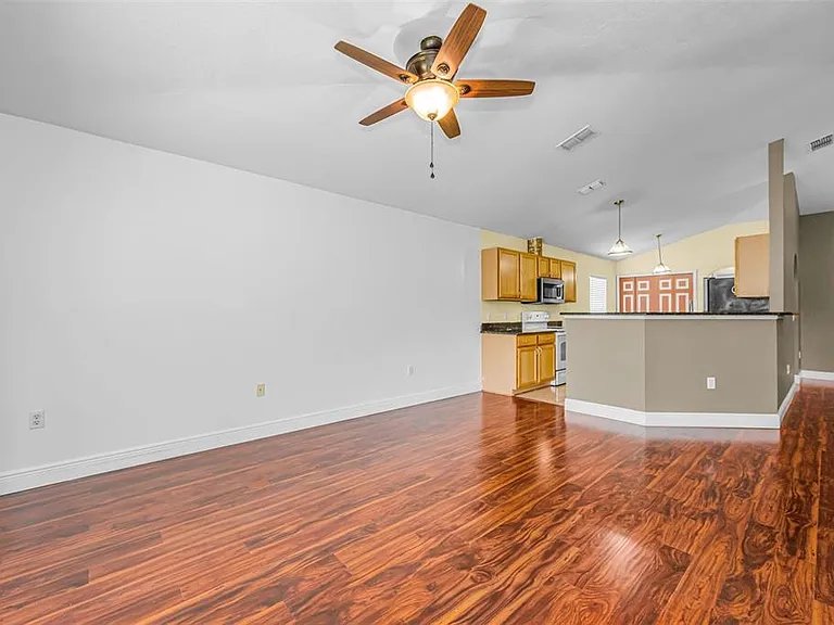 17029 Torvest Ct — Photo 16