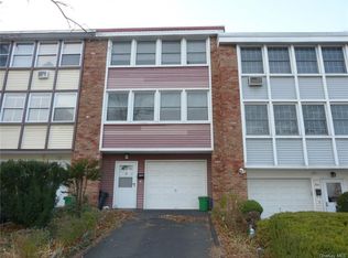 11 Overlook Rd, West Haverstraw, NY 10993