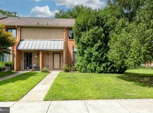 127 Caernarvon Ct, Exton, PA 19341