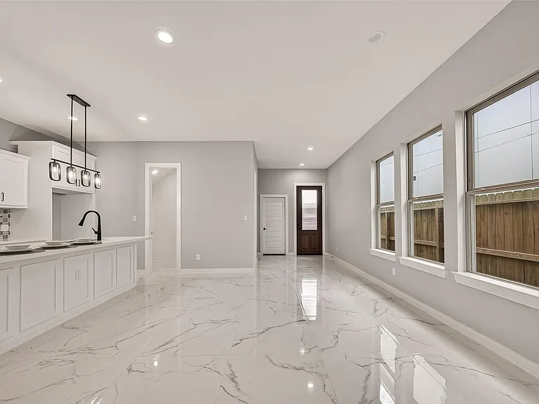 90 Burress St #A — Photo 17