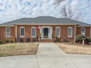 240 Sheffield Rd, Greer, SC 29651