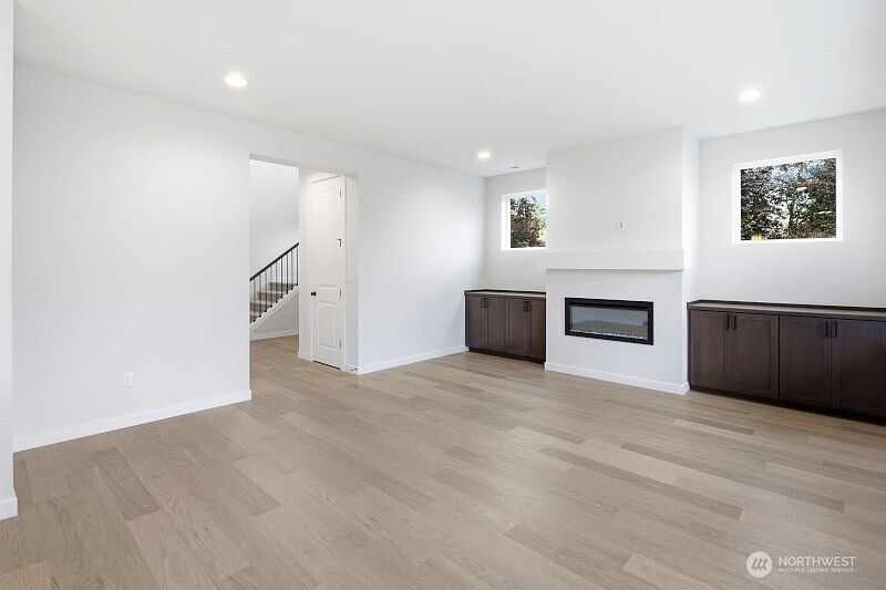 4th image of 11217 79th Avenue Ct SW #9