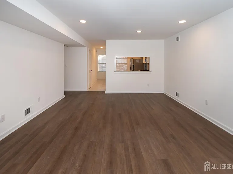 801 Woodbridge Commons Way — Photo 10