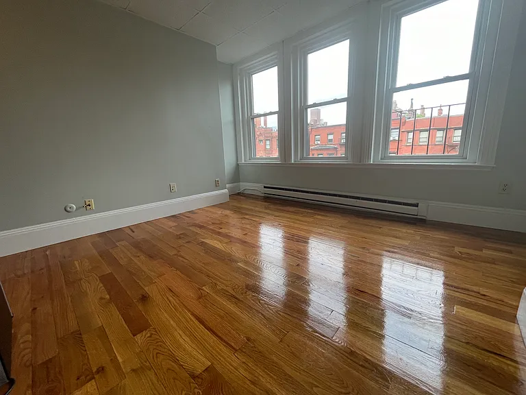 The Blackstone on Beacon — Photo 86