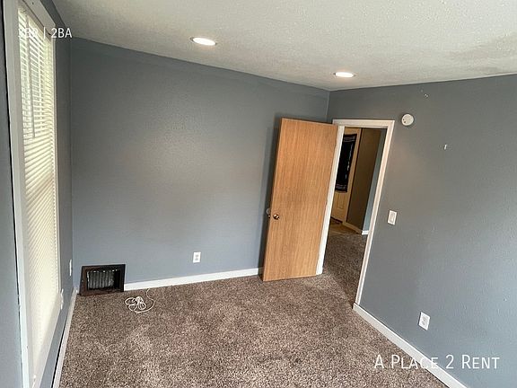 5th image of 618 S Academy St