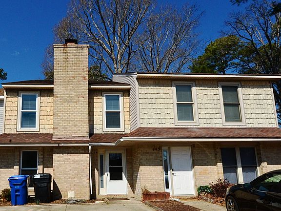 3rd image of 443 Benlea Cir