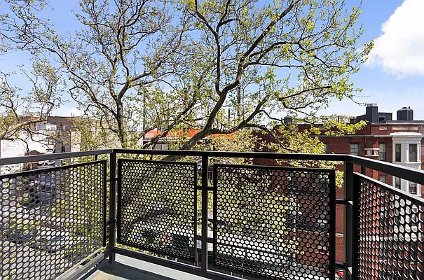 Rented by ERNY LLC | media 31