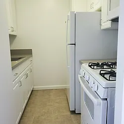 Rented by Manhattan Realty Group