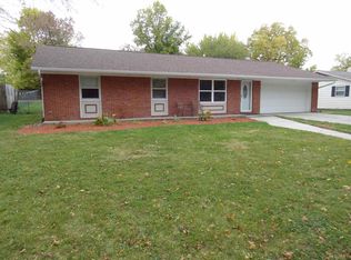 3822 Shannon Dr, Fort Wayne, IN 46835