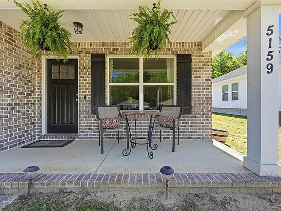 3rd image of 5159 Lake Dr