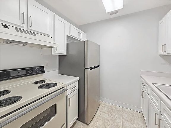 4th image of 200 E 10th Ave APT 14