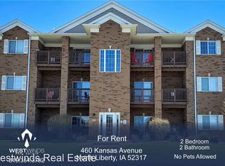 460 N Kansas Ave #4, North Liberty, IA 52317