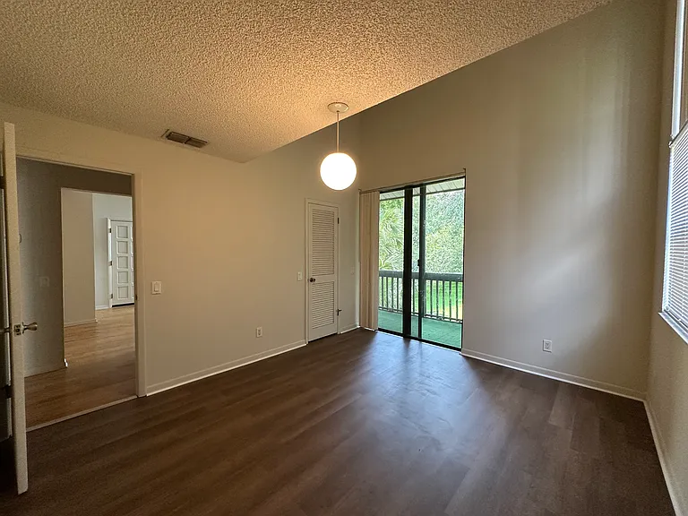 2050 San Marcos Dr SE #215 — Photo 11