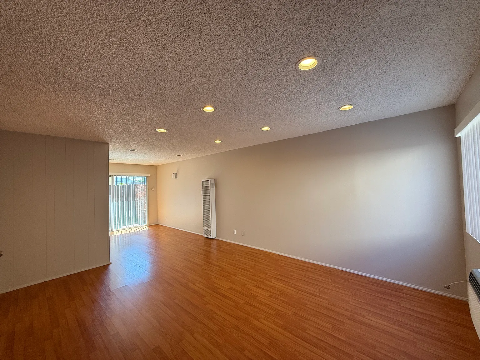 2 bed, 1.5 bath, $2,350 — Photo 2