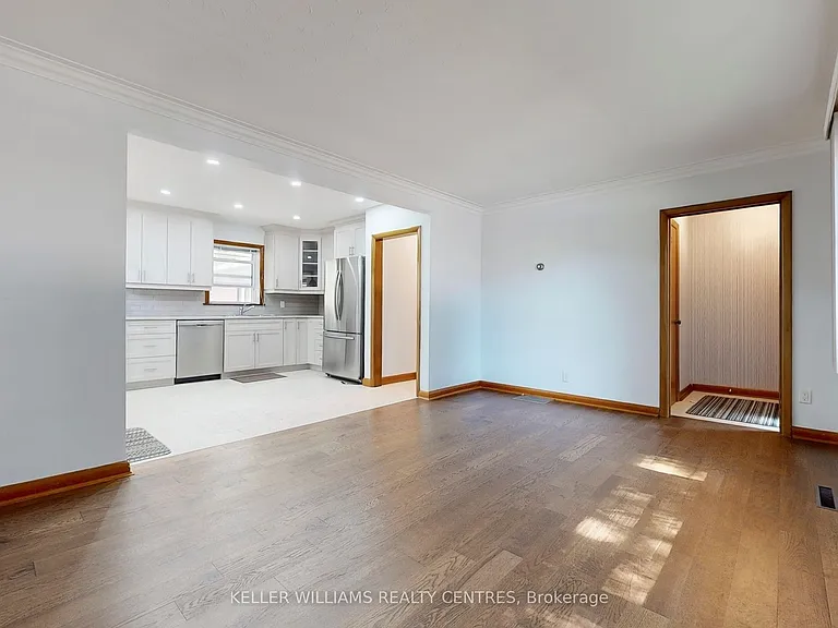 252 Elgin Mills Rd W #A — Photo 8