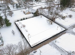 649 Adams St, Vicksburg, MI 49097