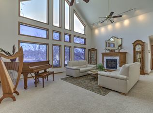 22070 Old Lincoln Hwy, Crescent, IA 51526