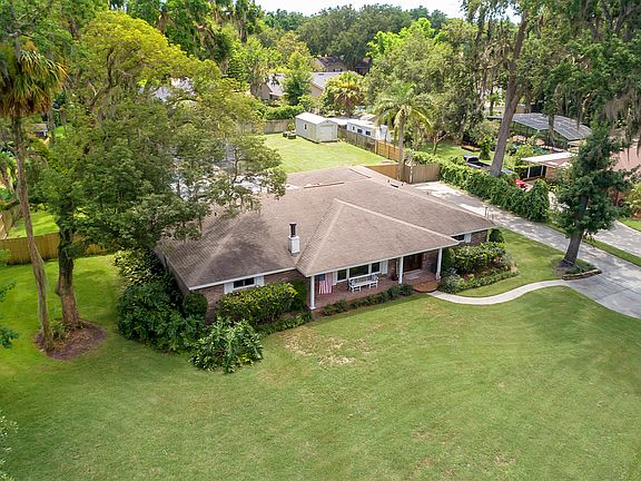 2nd image of 602 Wippoorwill Ln