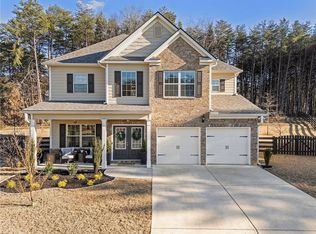 53 N Village Cir, Rydal, GA 30171
