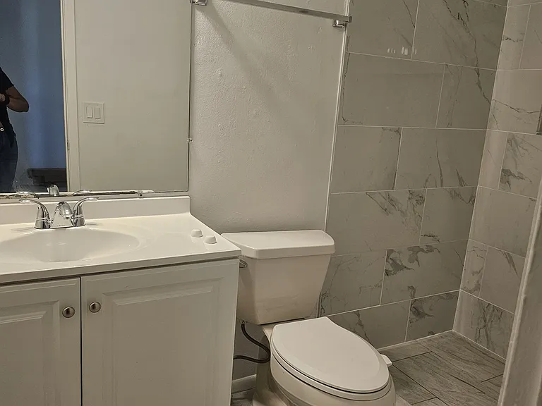 800 Park Villa Cir — Photo 10